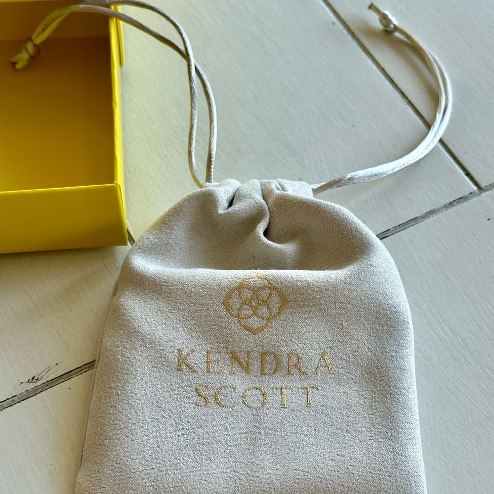 Kendra Scott Ari Heart GOLD - BLACK DRUSY Adjustable Length Necklace ($75) - Picture 5 of 10